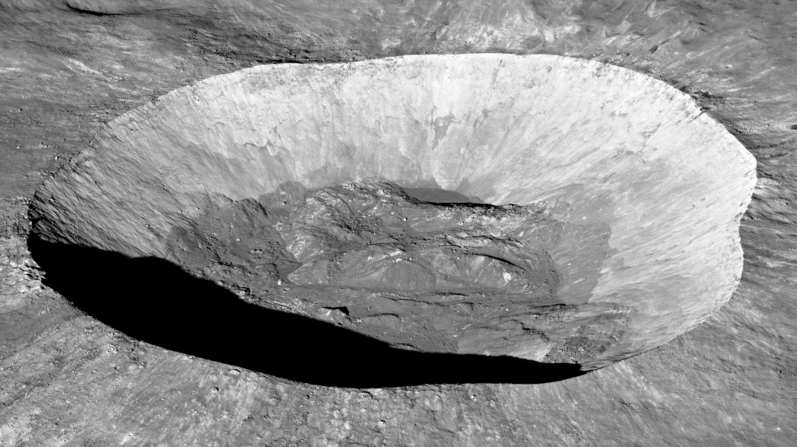 Read more about the article Earth’s New ‘Second Moon’ Is As Big As The Statue Of Liberty—And Scientists Just Found Its Origin