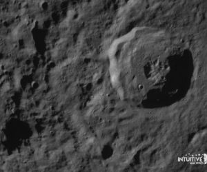 Read more about the article New spacecraft ‘jumps around’ on asteroids